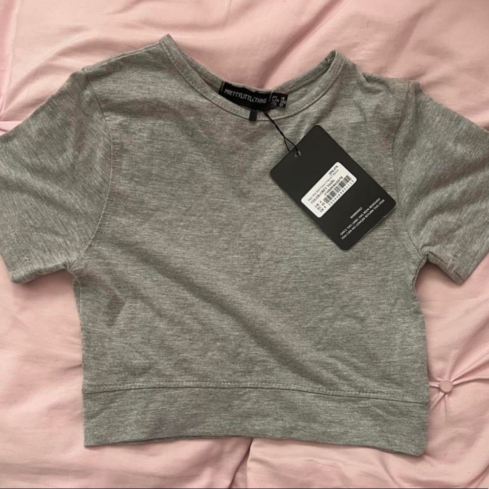 brand new crop top from prettylittlething! size 0